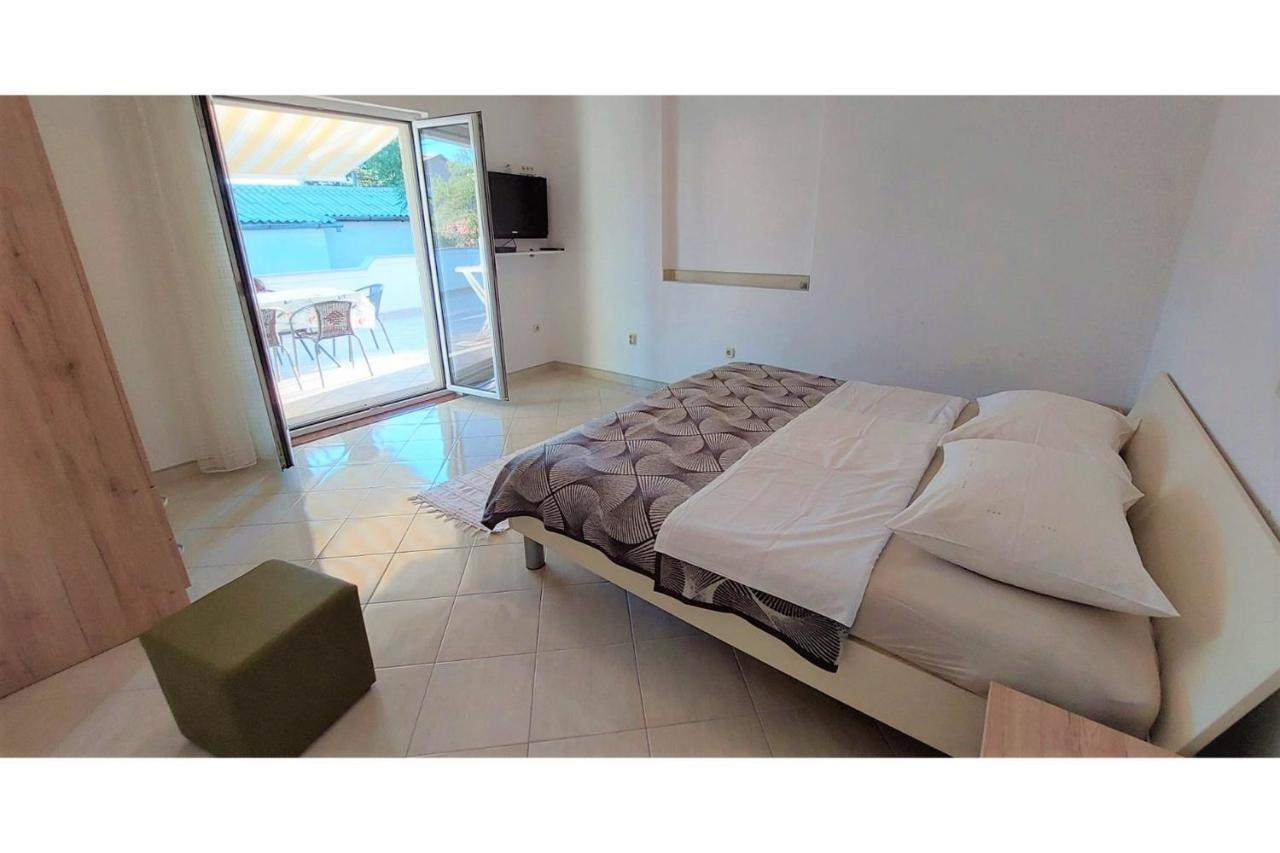 Apartments & Room Masa Starigrad Paklenica Zewnętrze zdjęcie