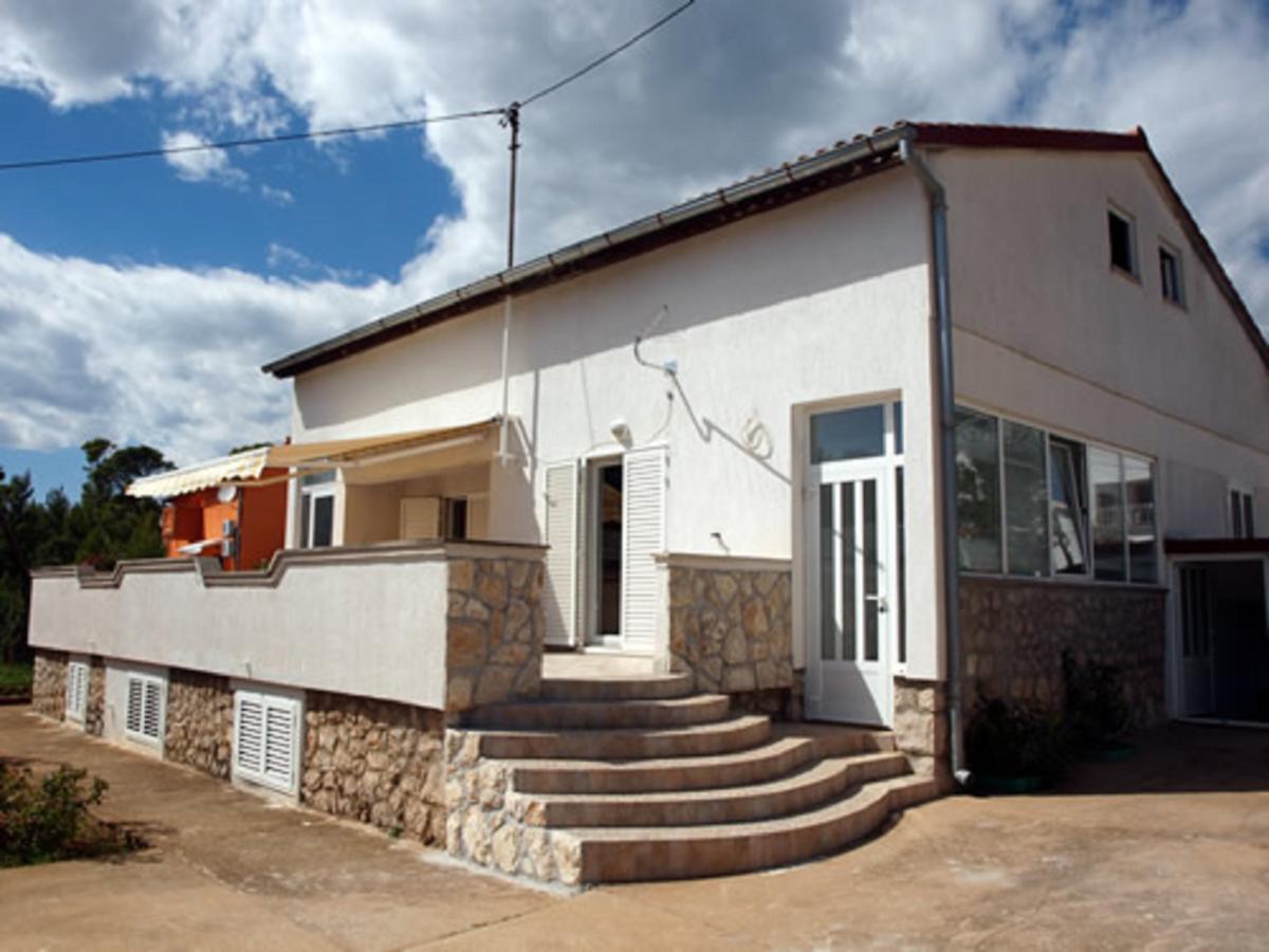 Apartments & Room Masa Starigrad Paklenica Zewnętrze zdjęcie