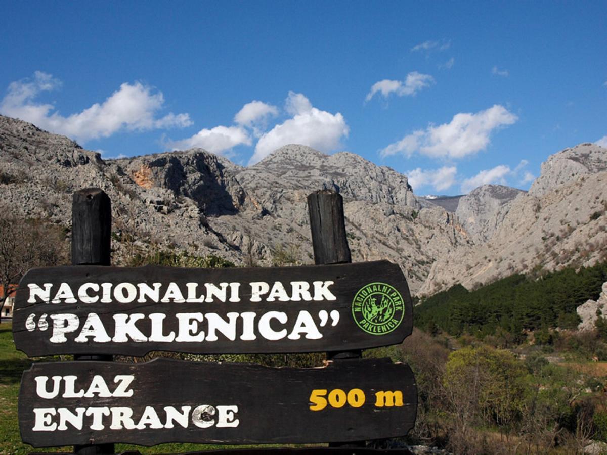 Apartments & Room Masa Starigrad Paklenica Zewnętrze zdjęcie